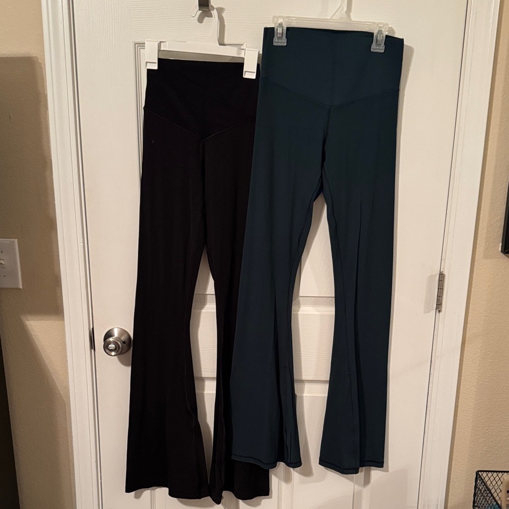 Aerie Women's Black and Dark Green Flare Pants